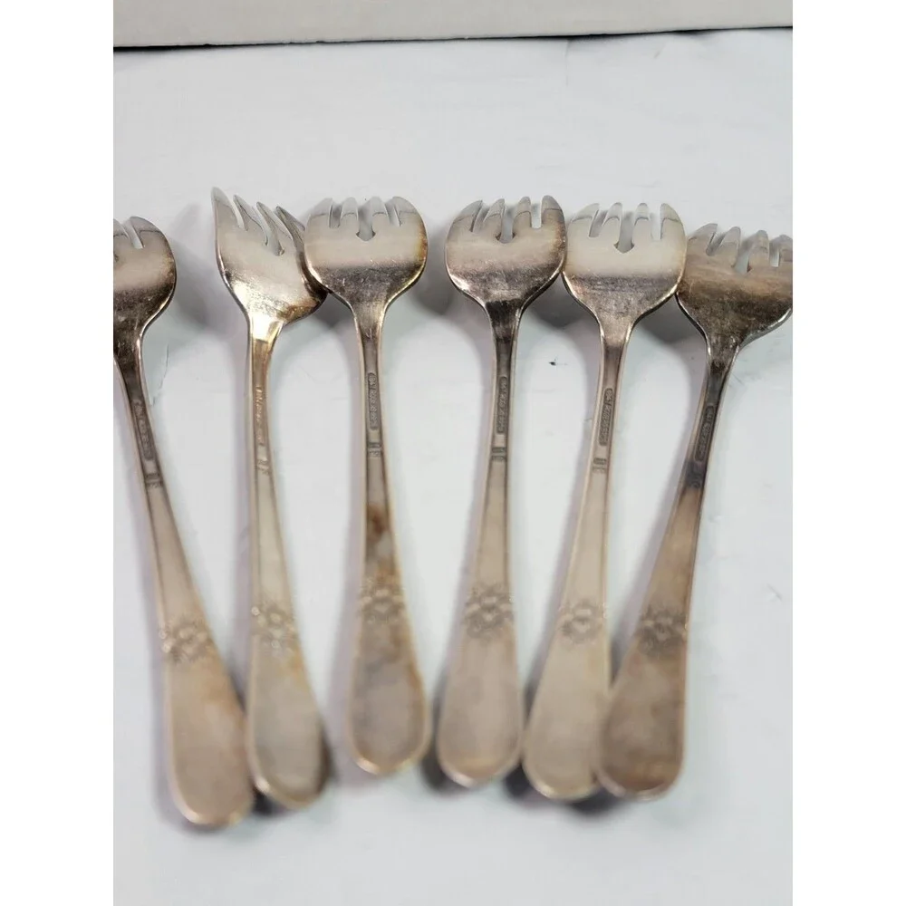 1847 Rogers Bros Adoration 1939 Silverplate Dinner Forks Vintage Lot of 6